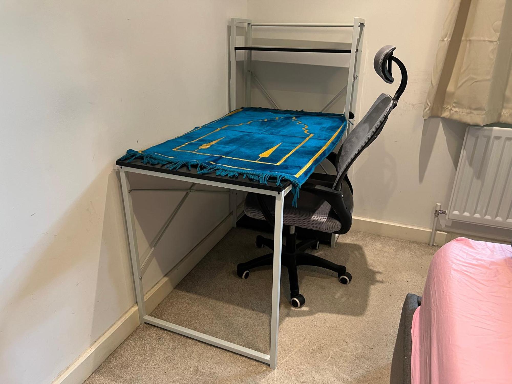 London Holiday Home Newly Refurbished - Entire 4 Bedroom Private House With Kitchen, Living Room & Private Garden - 1 Cape House London, Within 30 Mins From Central London, London Bridge & Canary Wharf 外观 照片
